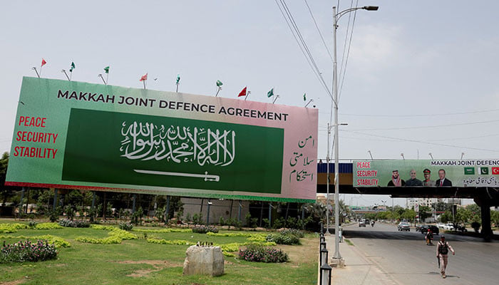 Pakistan says Makkah defence pact open to countries upholding its principles