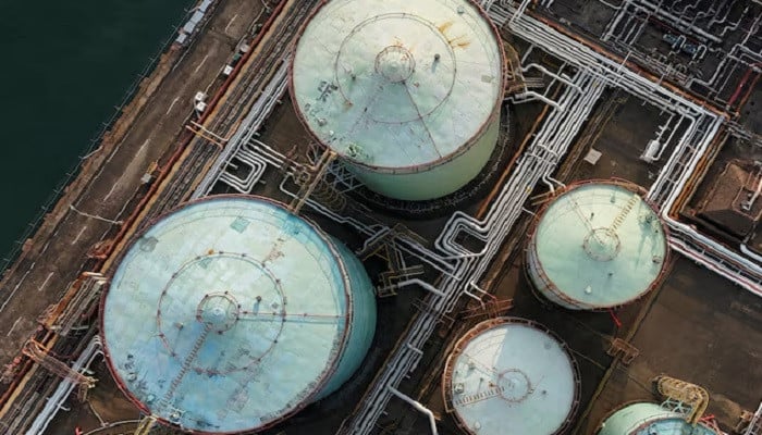 Oil edges towards $90 as Mideast diplomacy falters, hostilities raise supply risks