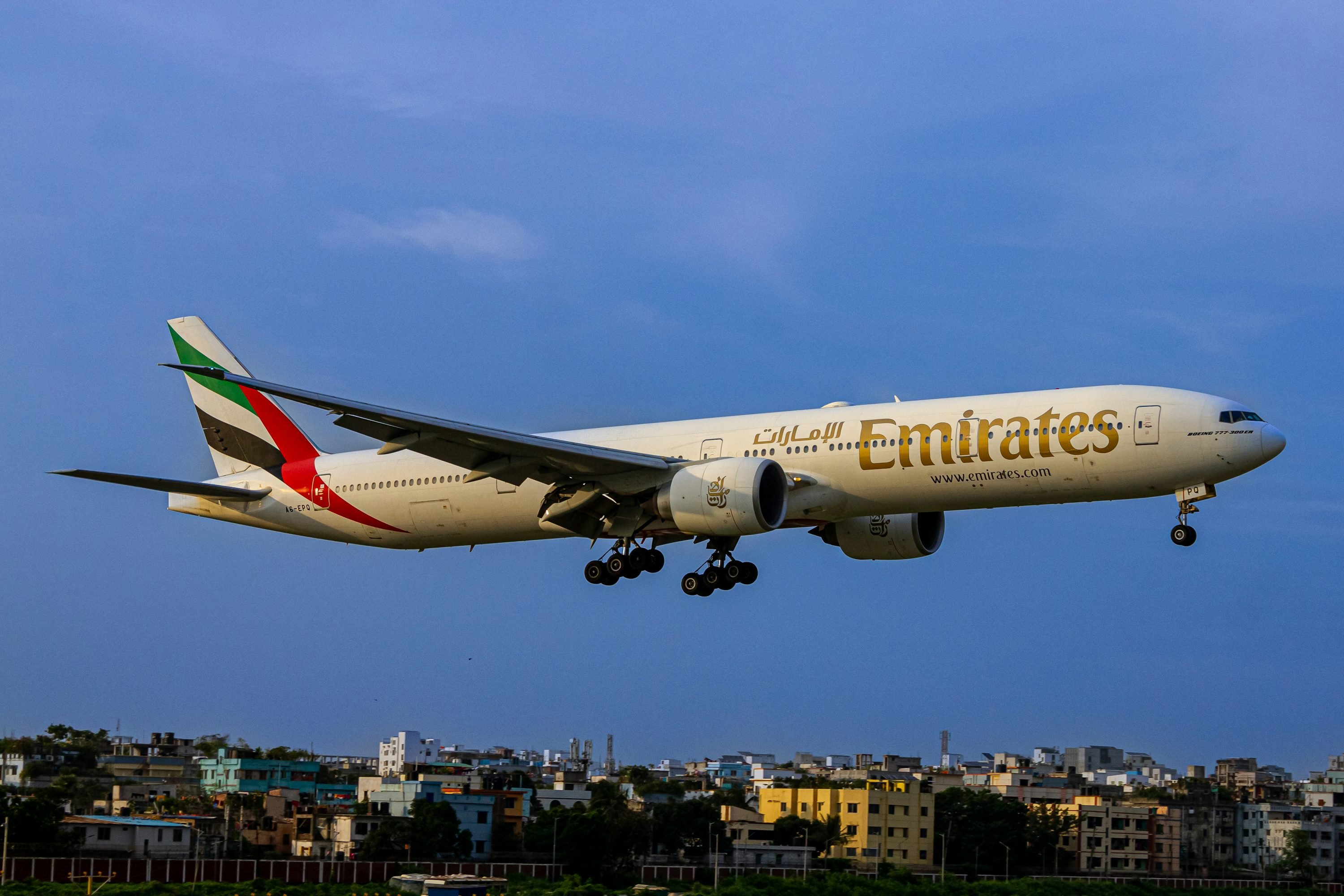 Emirates Flight Experiences GPS Signal Interference Near Karachi Airport