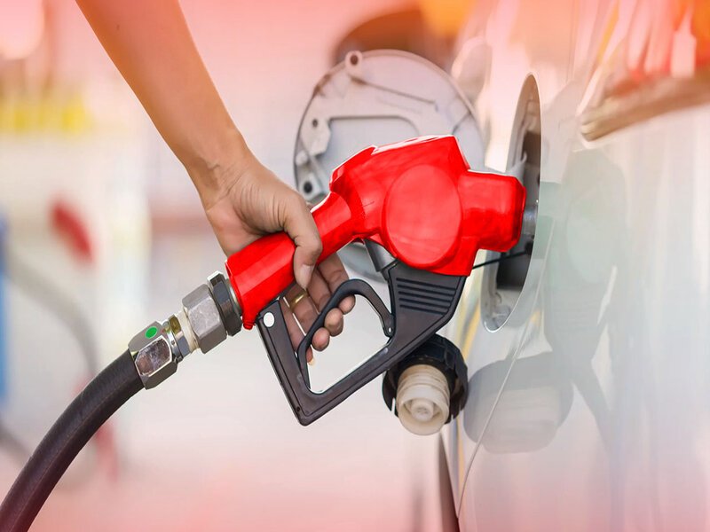 Petrol and Diesel Prices Likely to Drop in Pakistan from October 16 Amid Global Oil Market Shift