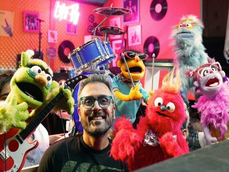 Bilal Maqsood Inspires Young Minds with Educational Puppet Show for Children