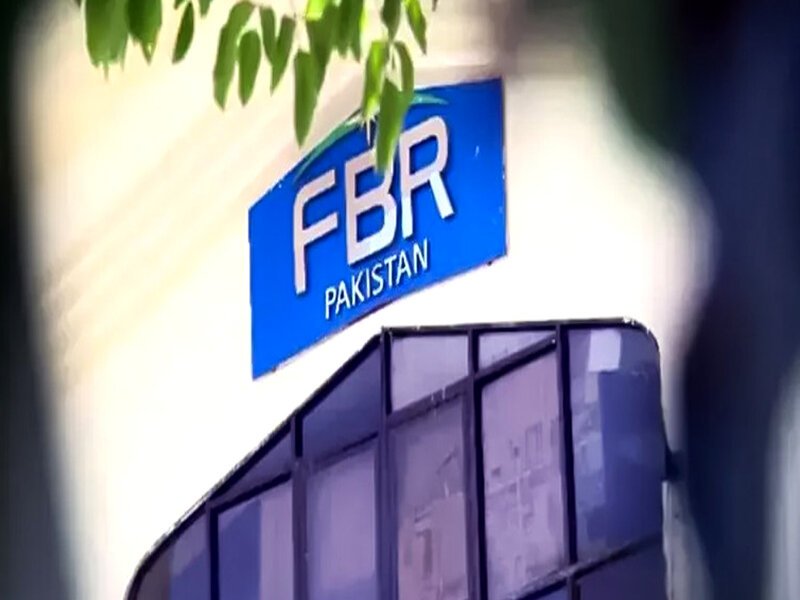 FBR Targets 20+ Social Media Influencers for Hiding Income and Tax Evasion