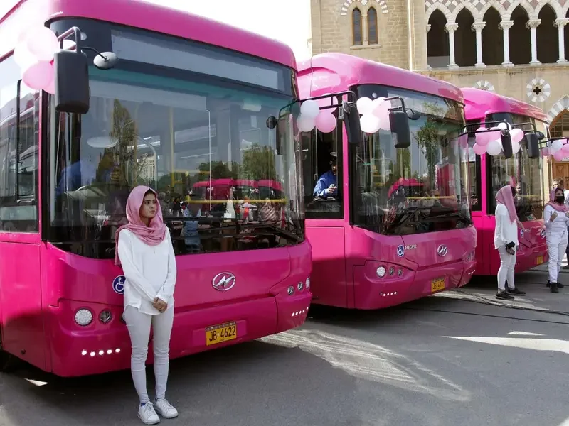 Sindh Launches New Women-Only Pink Bus Route in Karachi