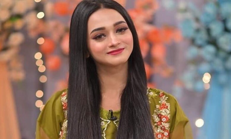 Ayesha Azhar, Viral Dance Sensation, Opens Up About Academic Struggles and Modelling Ambitions