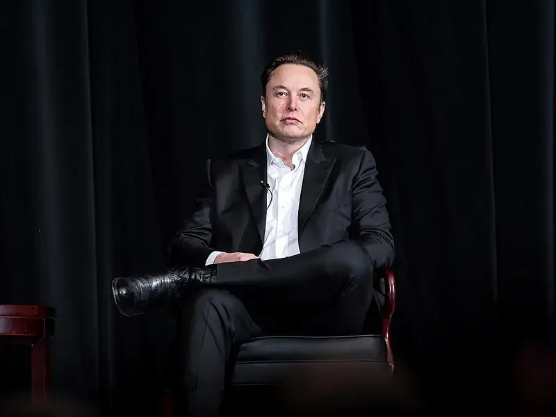 Elon Musk Predicts Work Will Become Optional and Money Irrelevant in 10–20 Years Due to AI and Robotics