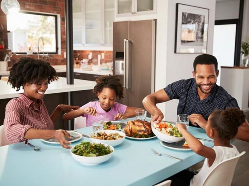 Columbia University Study Finds Family Dinners Boost Children’s Academic Performance and Social Skills