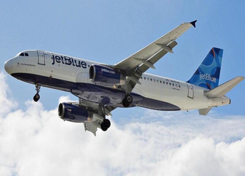 Airlines Worldwide Cancel and Delay Flights After Airbus Warns of A320 Software Issue Affecting Thousands of Aircraft