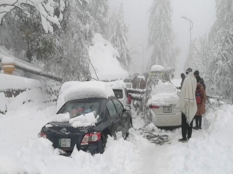 Rescue 1122 Issues Winter Travel Warning in Murree, Puts Teams on Full Alert Amid Forecast of Rain, Snow, and Strong Winds