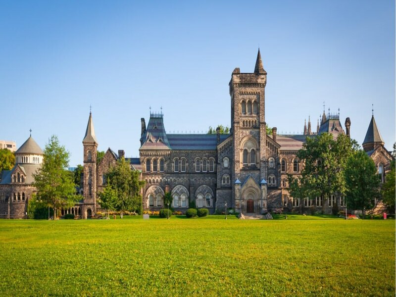 University of Toronto Announces Fully Funded Scholarships for Pakistani Students