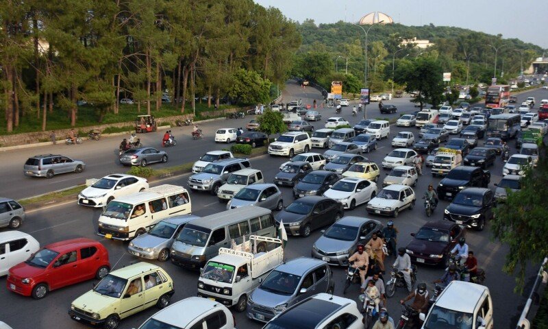 Islamabad Traffic Disruptions Worsen as Daily VIP Movements Create Long Delays for Commuters