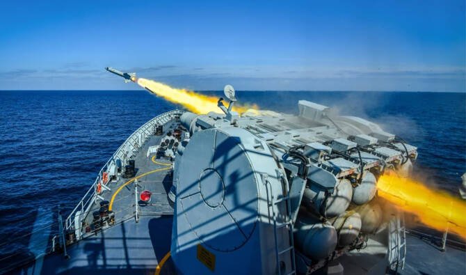 Pakistan Navy Successfully Tests Surface-to-Air Missile in Arabian Sea