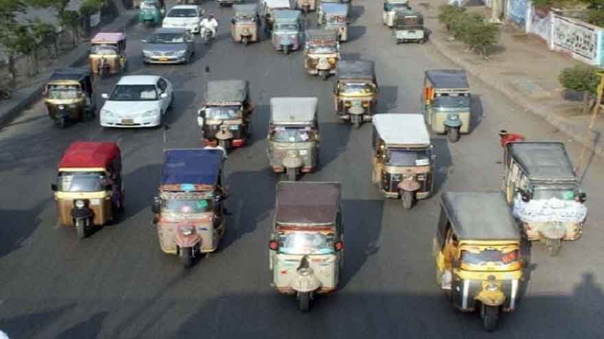 Karachi Extends 1+4 Rickshaw Ban to Six More Major Roads