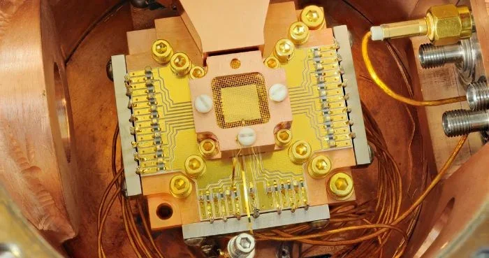 Russia Unveils First Domestic Ion-Based Quantum Computer Equivalent to 72 Qubits with Record Accuracy