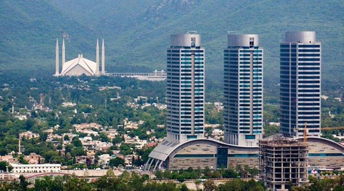 Islamabad Administration Takes Action Against Centaurus Mall Mart Over Overpricing and Expired Food Sales