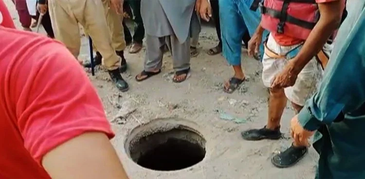 After Karachi Tragedy, How Other Countries Prevent Deadly Manhole Accidents