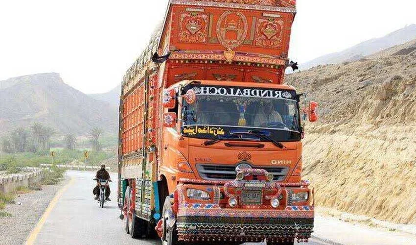 Transporters Launch Nationwide Wheel-Jam Strike to Protest New Traffic Regulations