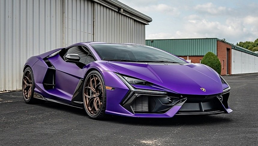 Lamborghini Revuelto Becomes Pakistan’s Most Expensive Imported Car at Rs 67 Crore