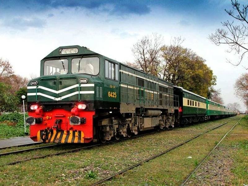 Pakistan Railways Records Highest Daily Revenue in 30 Years Amid Modernization Drive