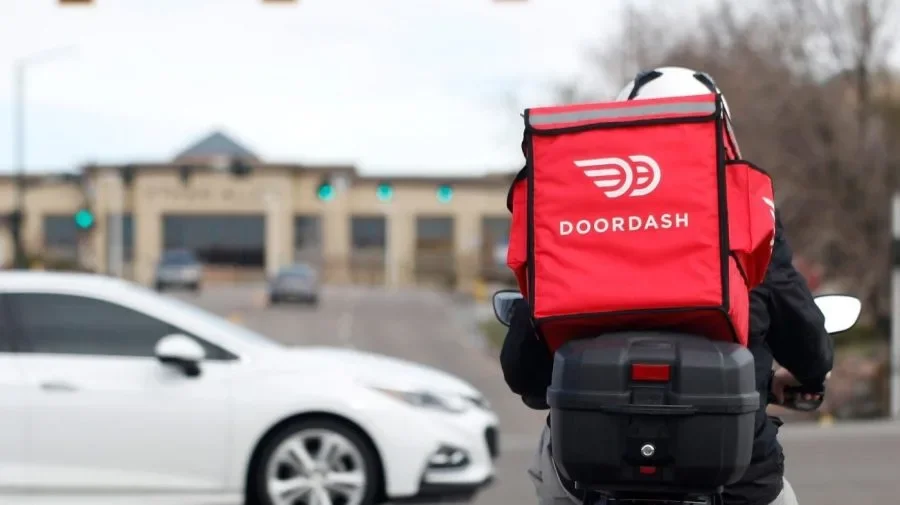 DoorDash Confirms Fraud After Driver Uses AI-Generated Photo to Fake Delivery in Viral Case