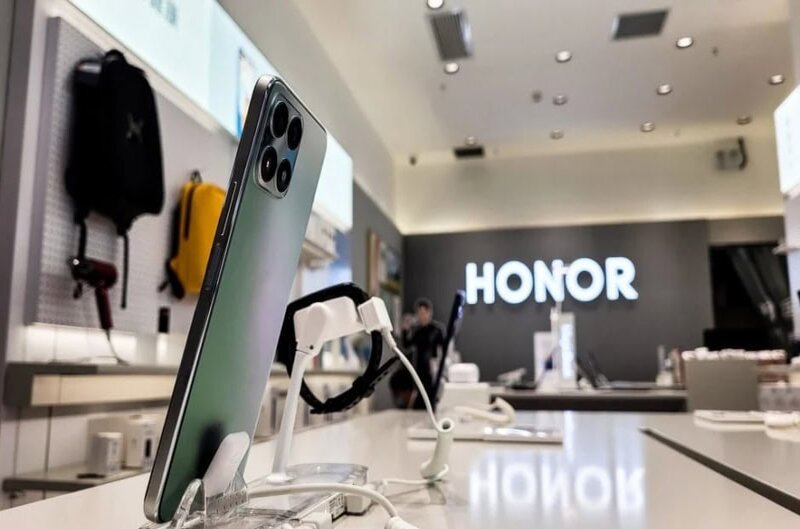 HONOR Pakistan Launches Local Smartphone Manufacturing Facility in Lahore