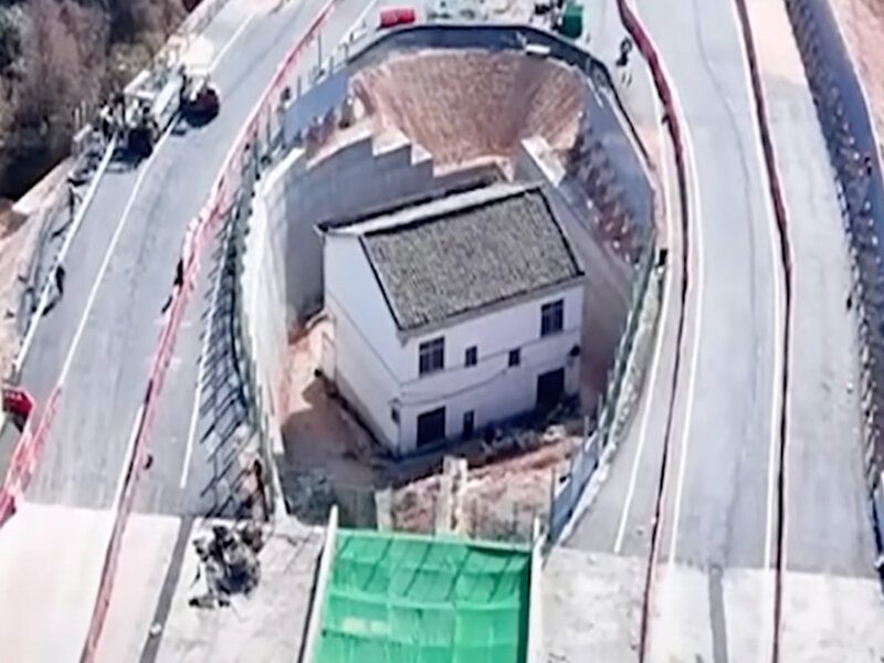 Man Who Rejected £200,000 Offer Left Living Inside Newly Built Motorway