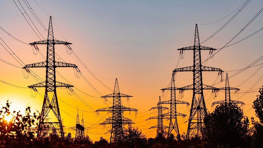 Power Minister Orders Uninterrupted Electricity Supply Across Pakistan During Ramadan 2026