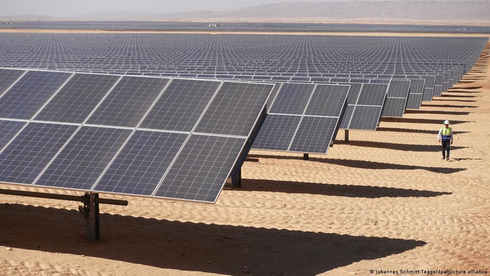 Lucky Cement Energizes 25MW Solar Power Plant in Karachi