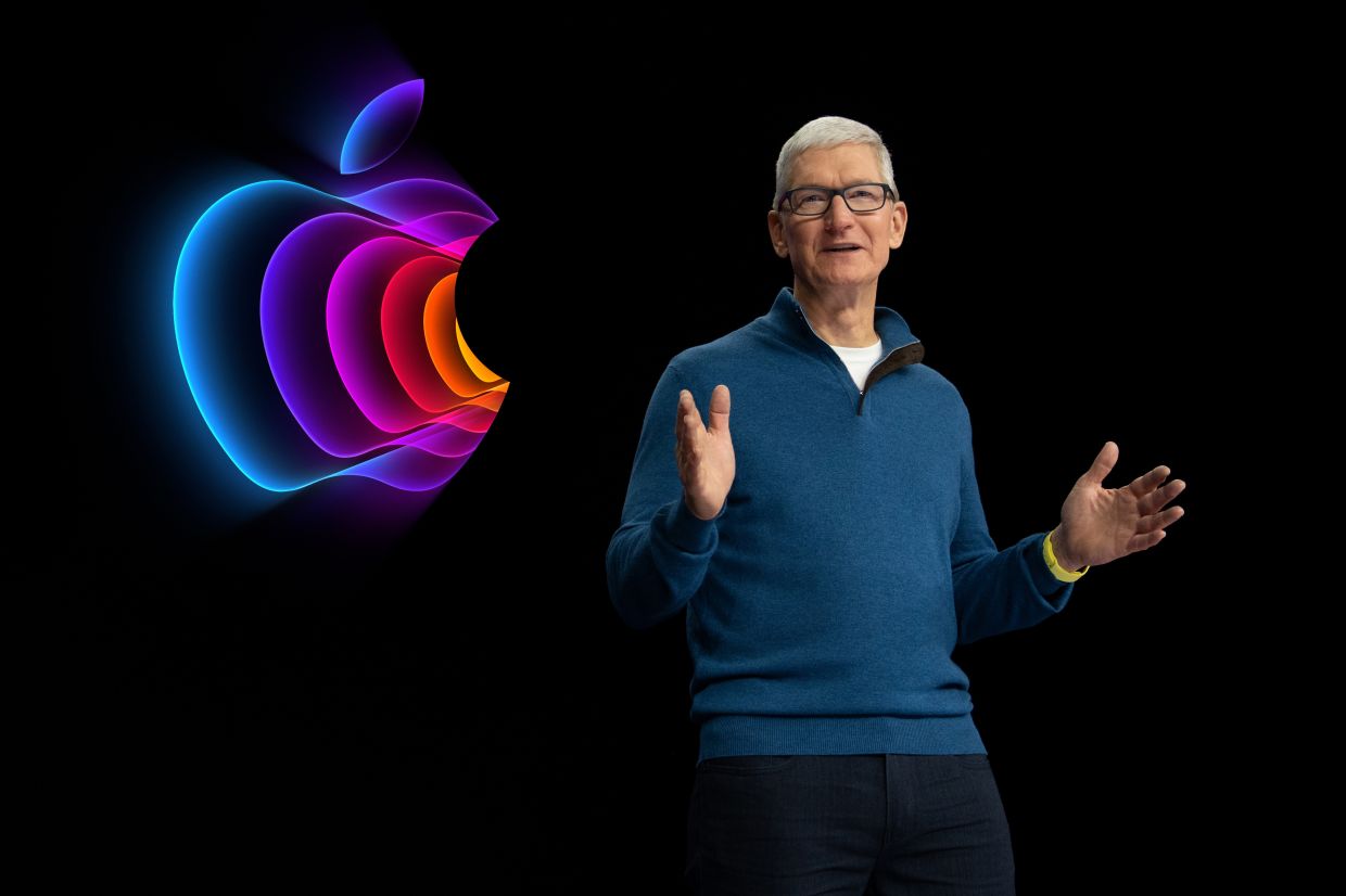 Apple Unveils iPhone 15 and Apple Watch Series 9 at 2023 Event: What's New?