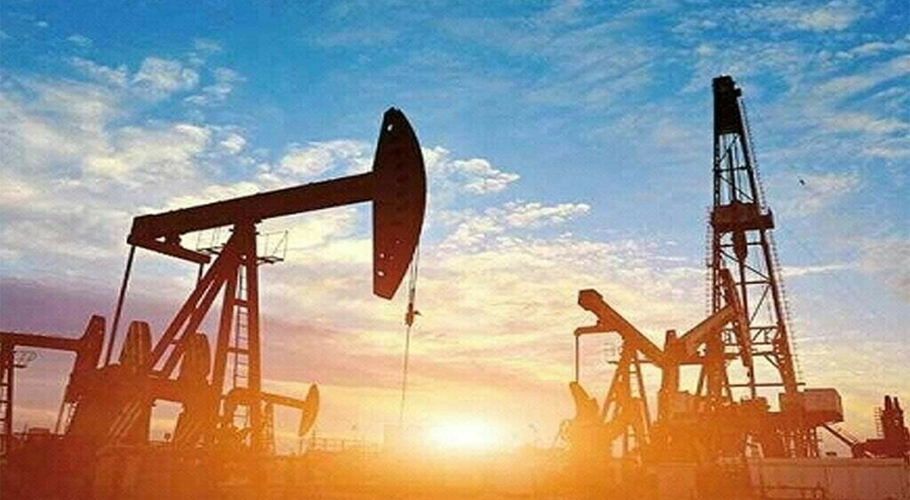 سعودیہ کا تیل کی پیداوار میں کمی کے فیصلے میں توسیع کا اعلان