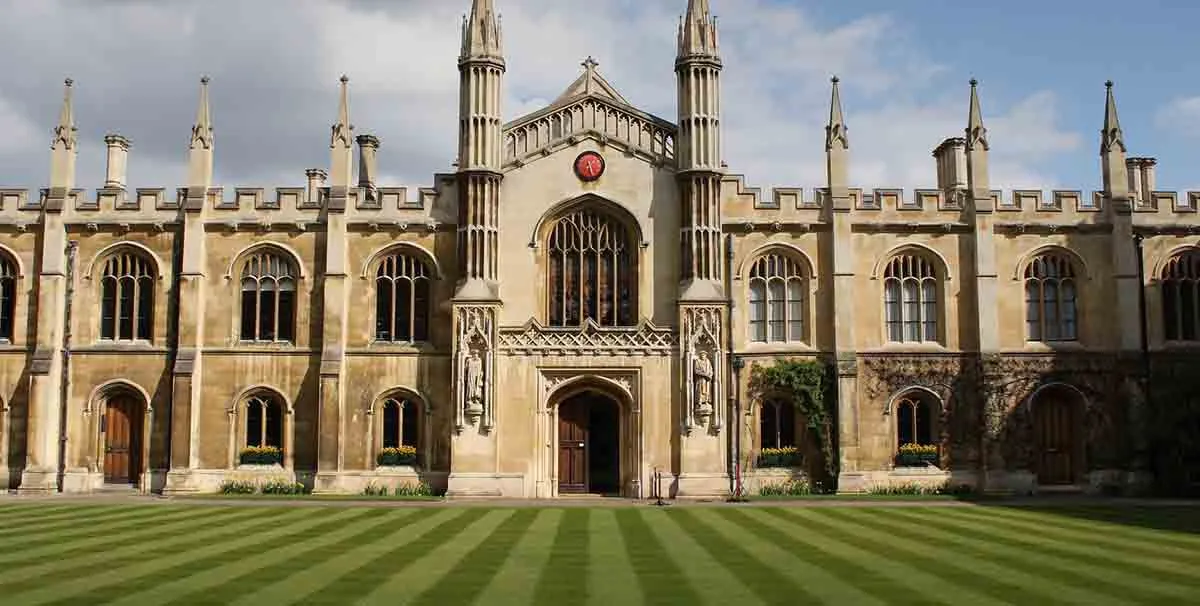 Cambridge University UK Scholarships for Pakistani Students