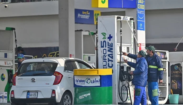 Citizens Demand Further Reduction in Petrol Prices